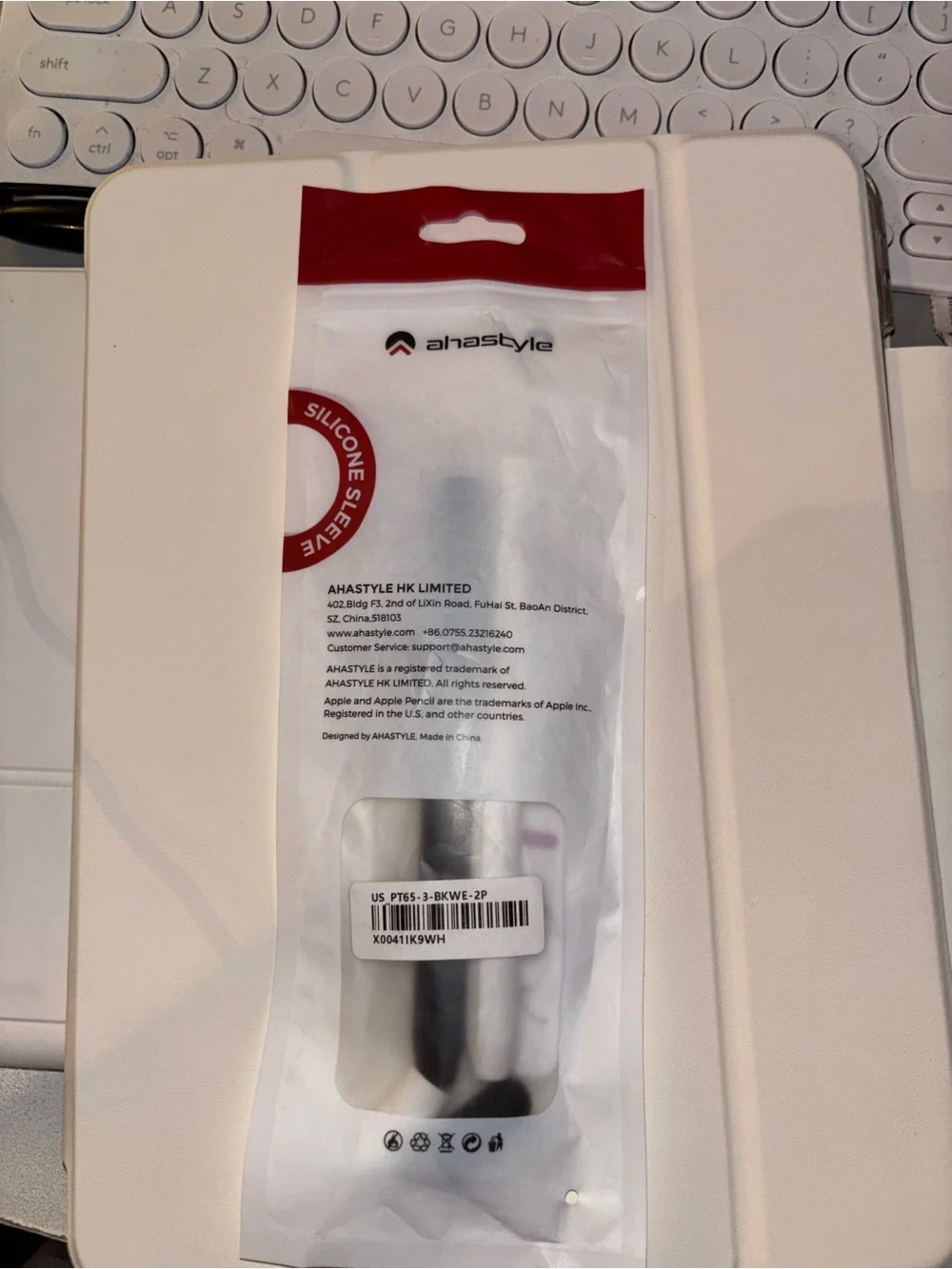 iPad Pro pencil stylist (USB-C)- White